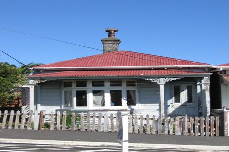Photo of property in 86 Mein Street, Newtown, Wellington, 6021