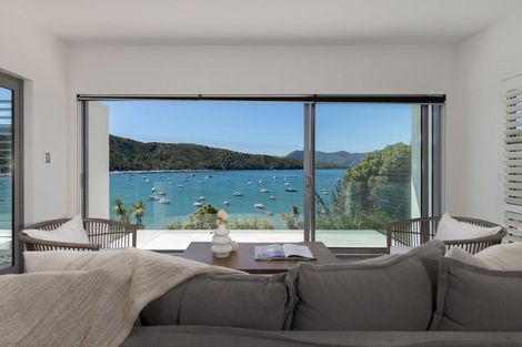 Photo of property in 358 Waikawa Road, Waikawa, Picton, 7220