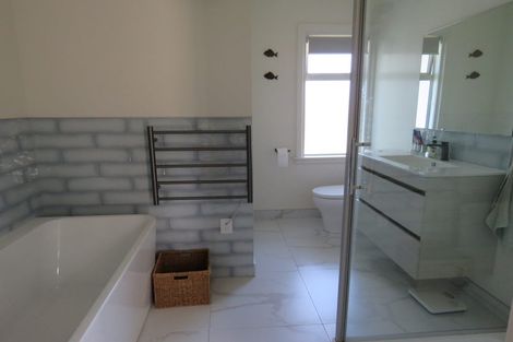 Photo of property in 15 Hadlow Place, Burnside, Christchurch, 8041