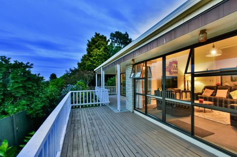 Photo of property in 9 Hazeldene Place, Opaheke, Papakura, 2113