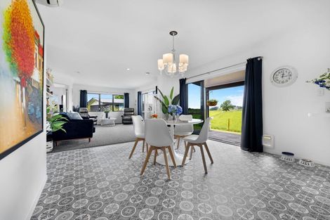 Photo of property in 15 State Highway 5, Tirau, 3410