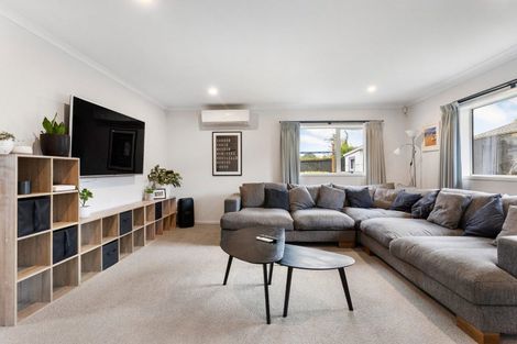 Photo of property in 19 Parkgrove Crescent, Pokeno, 2402