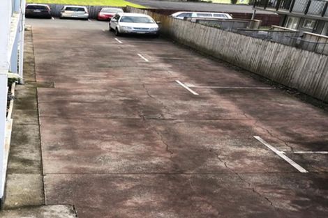 Photo of property in 3/762 Beach Road, Browns Bay, Auckland, 0630