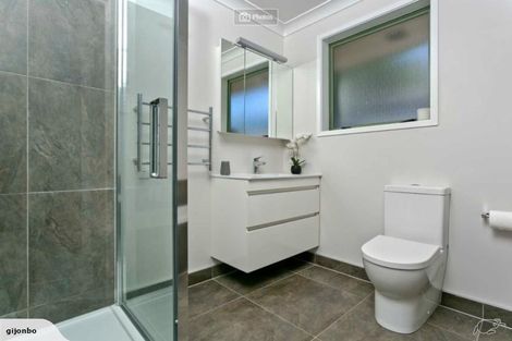 Photo of property in 57 Bluebird Crescent, Unsworth Heights, Auckland, 0632