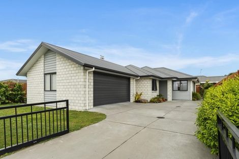 Photo of property in 16 Macloughlin Drive, Te Puke, 3119