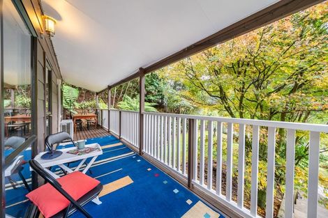 Photo of property in 32 Elmslie Road, Pinehaven, Upper Hutt, 5019