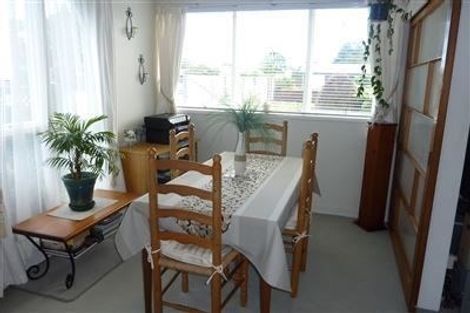 Photo of property in 1/57 Winters Road, Redwood, Christchurch, 8051