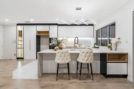 Photo of property in 21 Black Shed Road, Flat Bush, Auckland, 2019