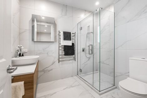 Photo of property in 5a Cedar Road, Mount Eden, Auckland, 1024