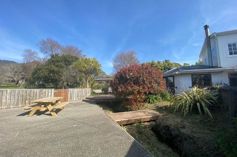 Photo of property in 678 Abel Tasman Drive, Clifton, Takaka, 7183