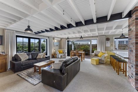 Photo of property in 5 Colombo Street, Hokowhitu, Palmerston North, 4410