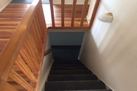 Photo of property in 17 School Road, Riverhead, 0820