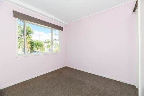 Photo of property in 2 Walters Road, Mount Wellington, Auckland, 1062