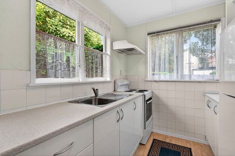 Photo of property in 1/91a Roseberry Avenue, Birkenhead, Auckland, 0626