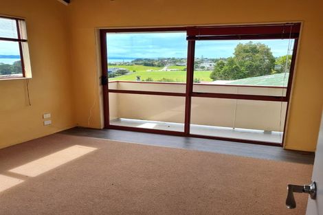Photo of property in 7 Delshaw Avenue, Stanmore Bay, Whangaparaoa, 0932