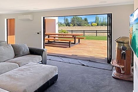 Photo of property in 427 Barkers Road, Loburn, Rangiora, 7472