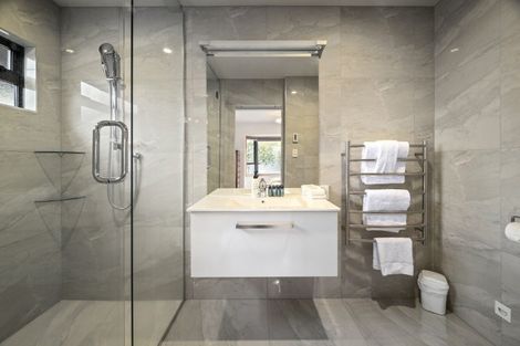 Photo of property in 1/11 Krissell Place, Acacia Bay, Taupo, 3330