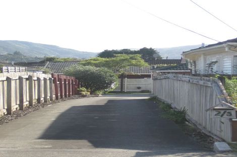 Photo of property in 2/5 Kennedy Grove, Stokes Valley, Lower Hutt, 5019