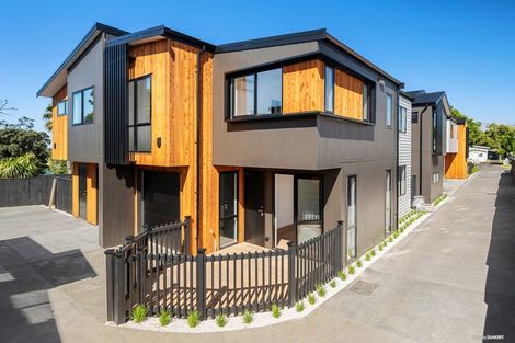 Photo of property in 14c Benders Avenue, Hillcrest, Auckland, 0627