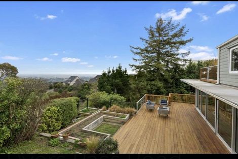 Photo of property in 128 Dyers Pass Road, Cashmere, Christchurch, 8022