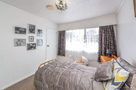 Photo of property in 102 Hinau Street, Castlecliff, Whanganui, 4501