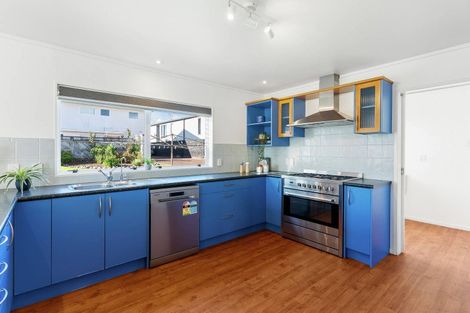 Photo of property in 141 Pah Road, Cockle Bay, Auckland, 2014