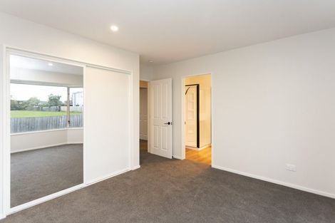 Photo of property in 32a Vagues Road, Northcote, Christchurch, 8052