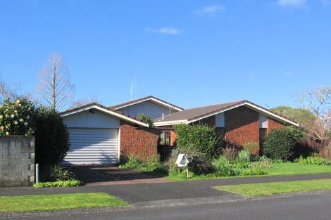 Photo of property in 2 Mcinnes Place, Queenwood, Hamilton, 3210
