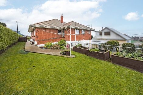 Photo of property in 1 Earn Street, Oamaru North, Oamaru, 9400