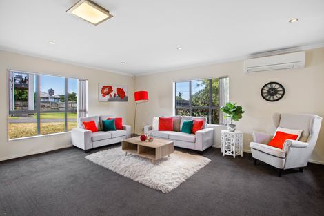 Photo of property in 87b Wallace Road, Mangere Bridge, Auckland, 2022