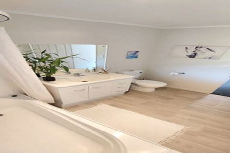 Photo of property in 68 Wiroa Road, Kerikeri, 0293