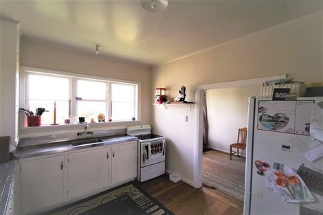 Photo of property in 15 Thyra Street, Dannevirke, 4930