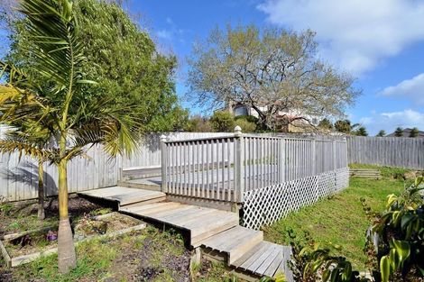 Photo of property in 53 Nimstedt Avenue, Oteha, Auckland, 0632
