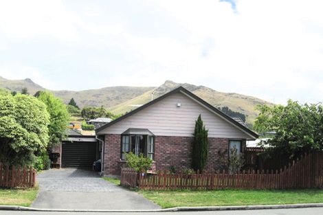 Photo of property in 51 Laing Crescent, Heathcote Valley, Christchurch, 8022