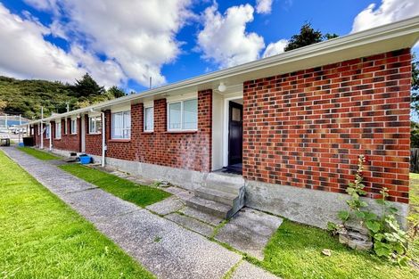 Photo of property in 3/12 Fraser Street, Wainuiomata, Lower Hutt, 5014