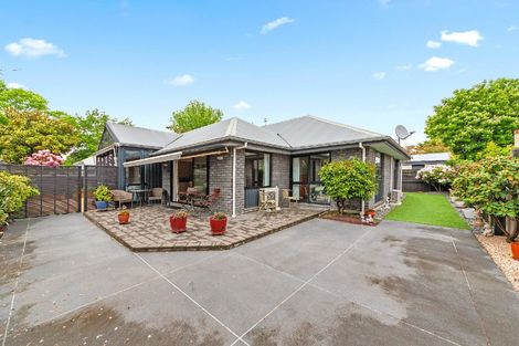 Photo of property in 2/95 Saint James Avenue, Papanui, Christchurch, 8053