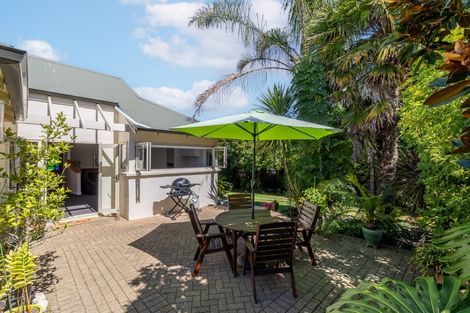 Photo of property in 7 Mcleod Mews, Rototuna, Hamilton, 3210