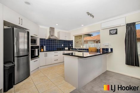 Photo of property in 15 Ribbonwood Close, Te Kauwhata, 3710