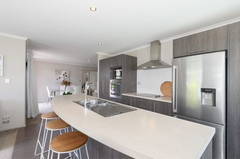 Photo of property in 46 Carrington Drive, Papamoa Beach, Papamoa, 3118