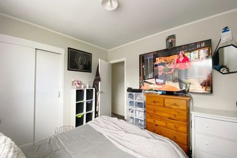 Photo of property in 1 Iorangi Place, Hillpark, Auckland, 2102