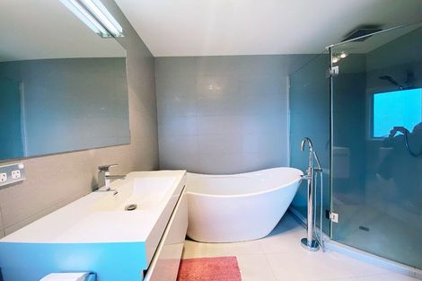 Photo of property in 16 Castleton Way, Flagstaff, Hamilton, 3210