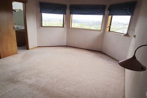 Photo of property in 53 Chelsea View Drive, Chatswood, Auckland, 0626