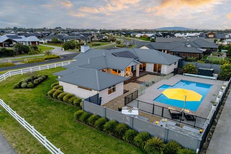 Photo of property in 85 Alan Livingston Drive, Cambridge, 3434