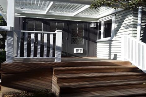 Photo of property in 1/22 Neptune Avenue, Beach Haven, Auckland, 0626