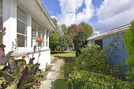 Photo of property in 1/15 Defoe Place, Waltham, Christchurch, 8023