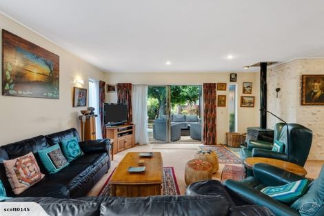 Photo of property in 18 Glengarry Avenue, Manly, Whangaparaoa, 0930