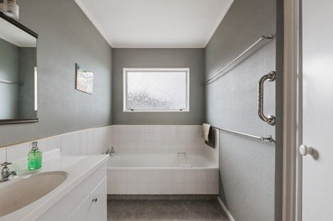 Photo of property in 36 Townhead Crescent, Bethlehem, Tauranga, 3110