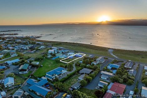 Photo of property in 97 South Bay Parade, South Bay, Kaikoura, 7300