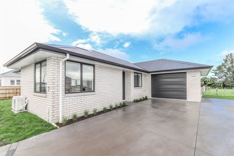 Photo of property in 7 Toutouwai Lane, Inglewood, 4330