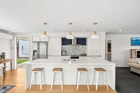 Photo of property in 21 Timsfield Drive, Lake Hawea, 9382